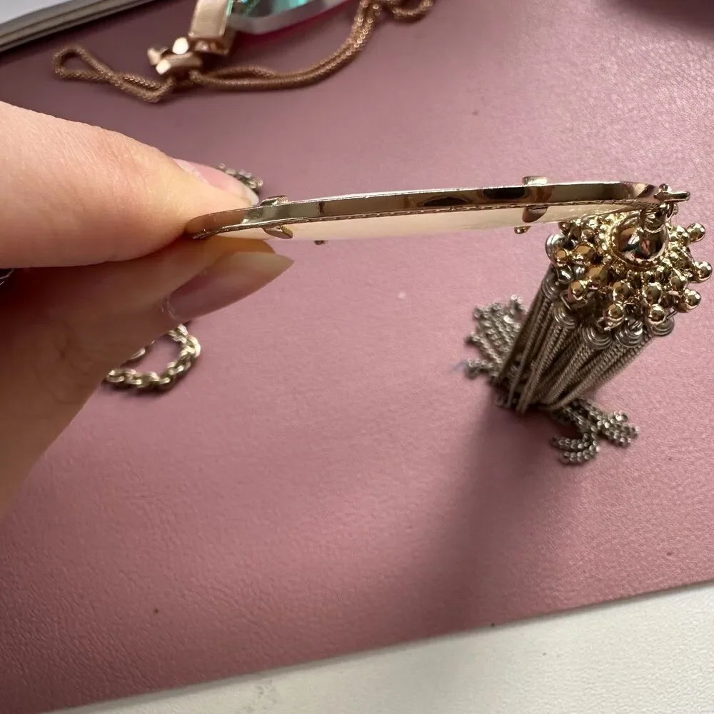 NWOT Kendra Scott Rayne Mother of Pearl Gold Tassel Pendant Necklace